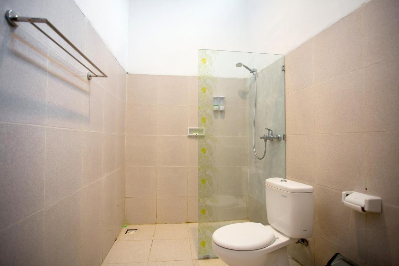 The Puncak Santhi Inn Batununggul エクステリア 写真