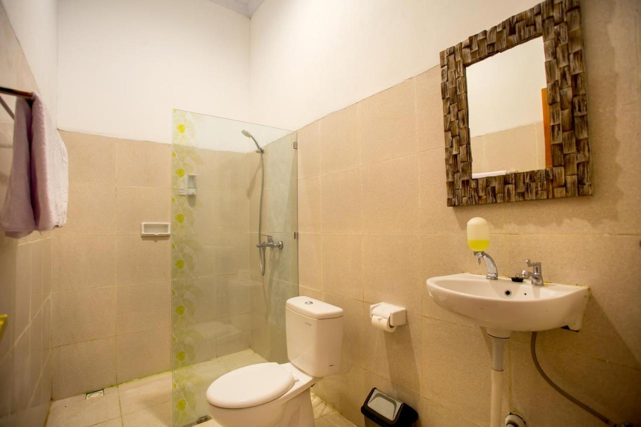 The Puncak Santhi Inn Batununggul エクステリア 写真