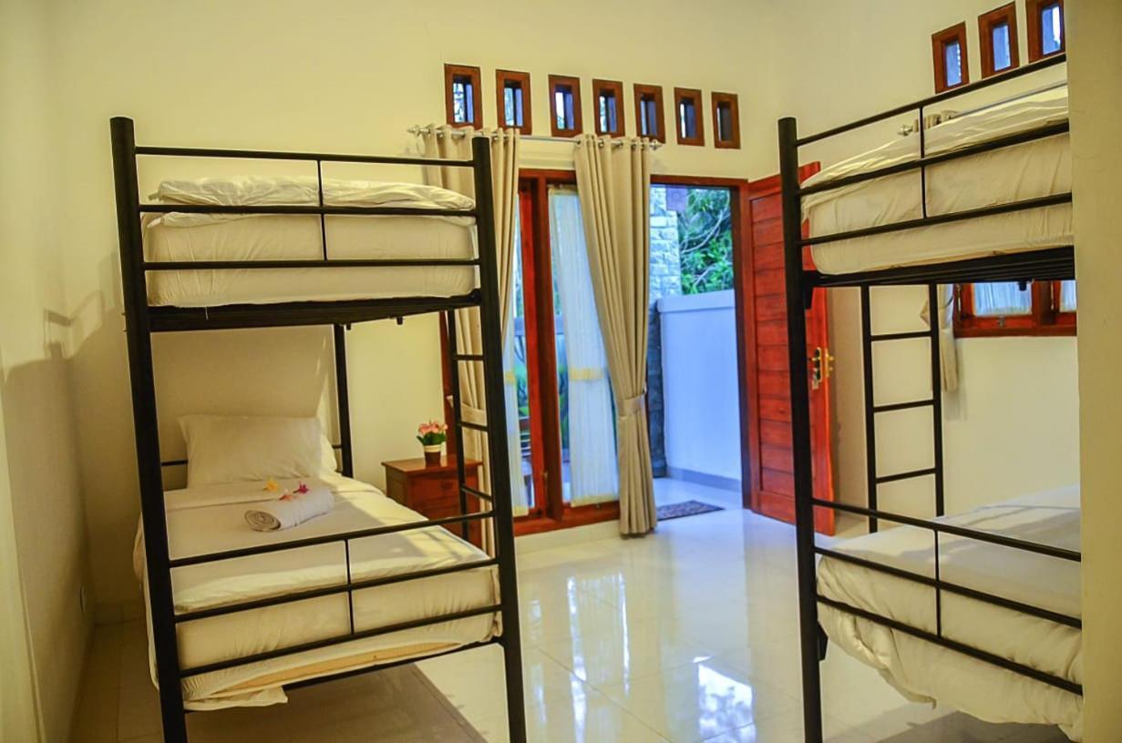 The Puncak Santhi Inn Batununggul エクステリア 写真